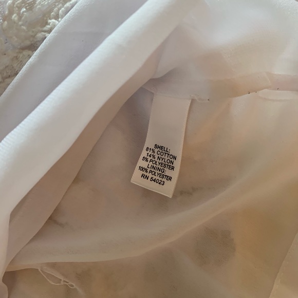 White Banana Republic Lace fully zip back - Picture 6 of 6